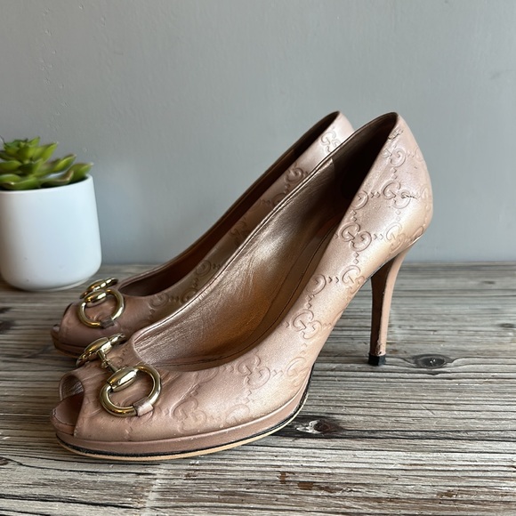 Gucci Heels Size 37 - Picture 2 of 10